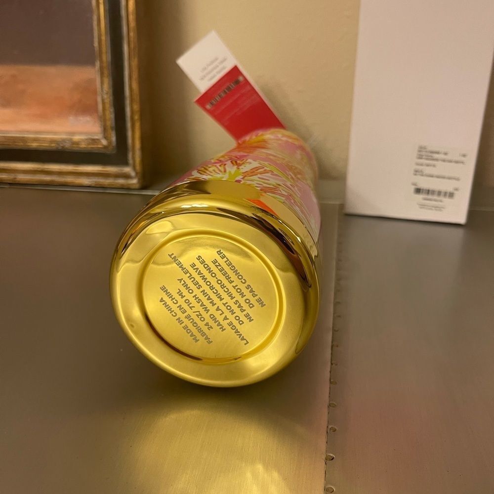 Lilly Pulitzer‎ 24oz Limited Edition Water Bottle NEW GIFT - Picture 6 of 7